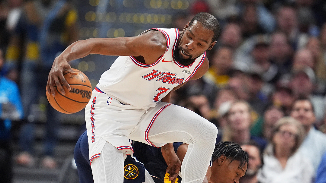 加时末段丹佛掘金备战NBA常规赛风云突变罗马冲刺阶段遗憾出局，密尔沃基雄鹿队长鼓劲瞬间刷屏的简单介绍